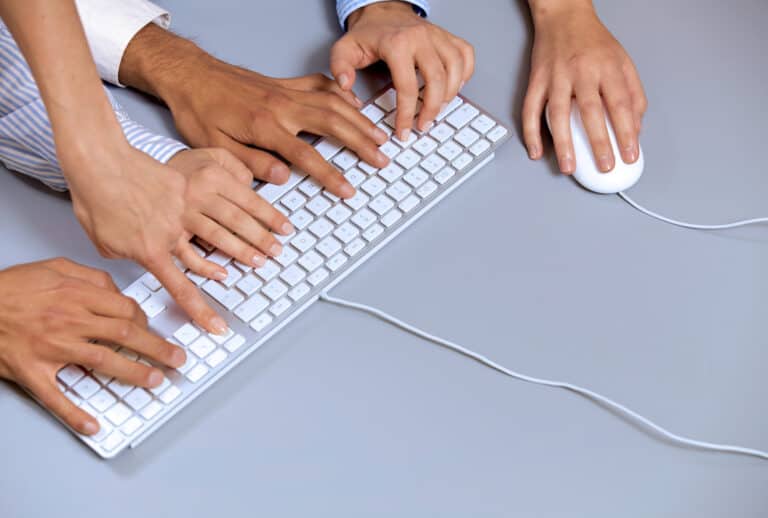 10 Ways to Earn Money Online Without Investment by Typing